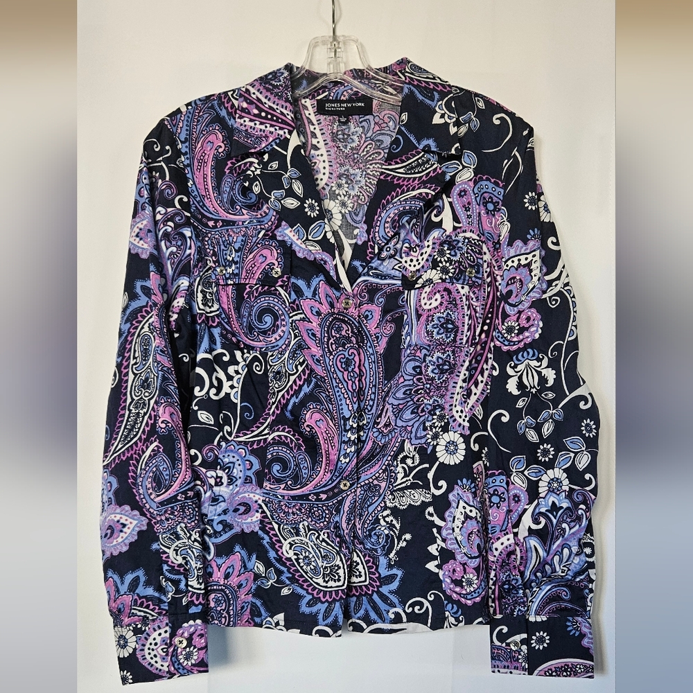 Jones New York Signature Purple  Paisley Long Sleeve Blouse Size Large‎